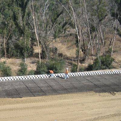 image_1570776560_geogrid-aplikasi-jalan